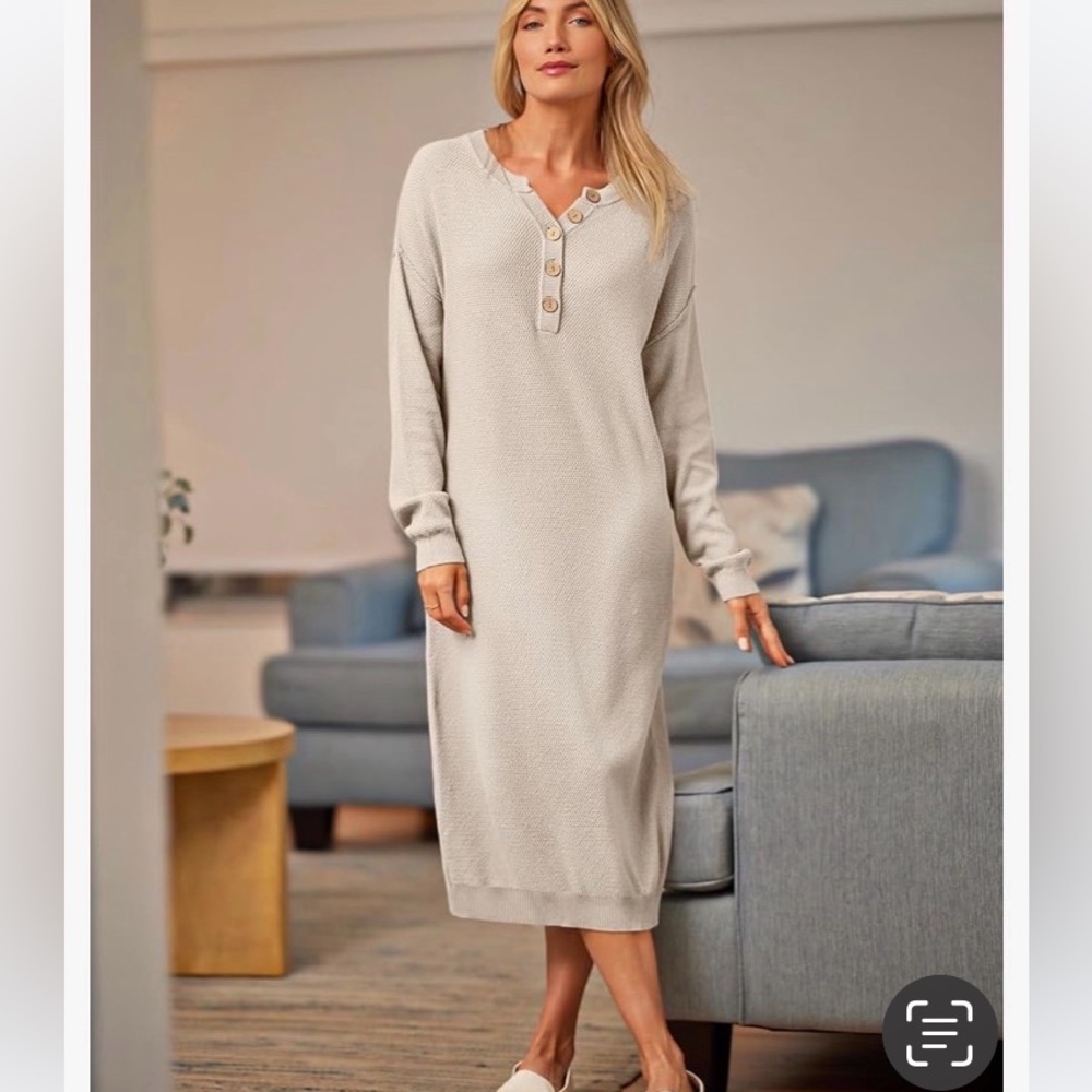 NWT LILLUSORY apricot cream,long sleeve  knit midi loose fit sweater dress S